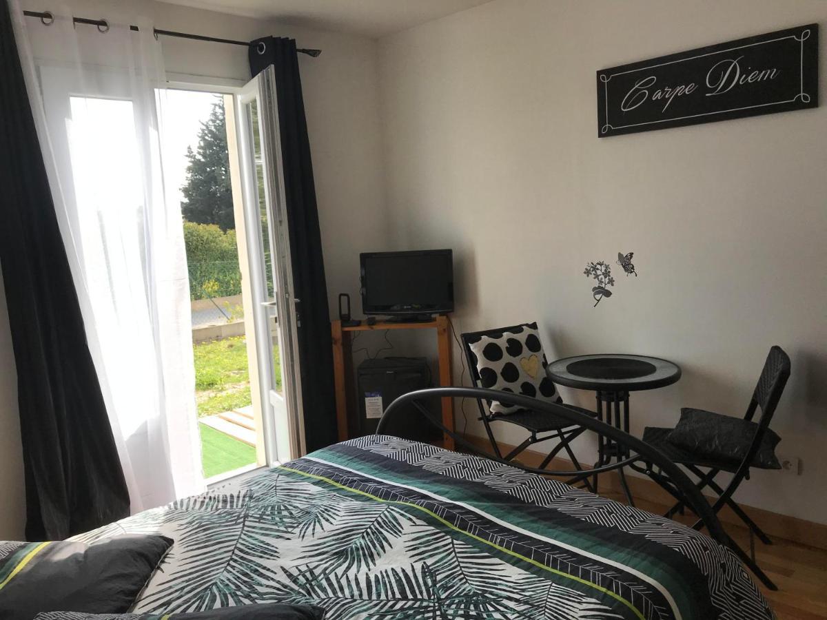 Chambre En Ardeche Du Sud Saint-Remeze Bagian luar foto