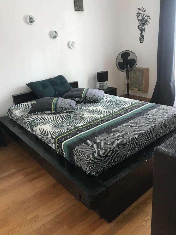 Chambre En Ardeche Du Sud Saint-Remeze Bagian luar foto